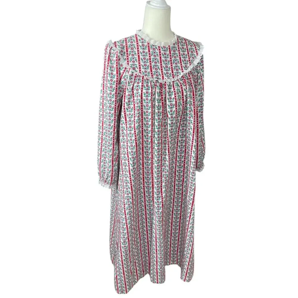 Vintage Lanz of Salzburg Cotton Flannel Nightgown Floral Hearts Medium Cottage - Picture 5 of 15